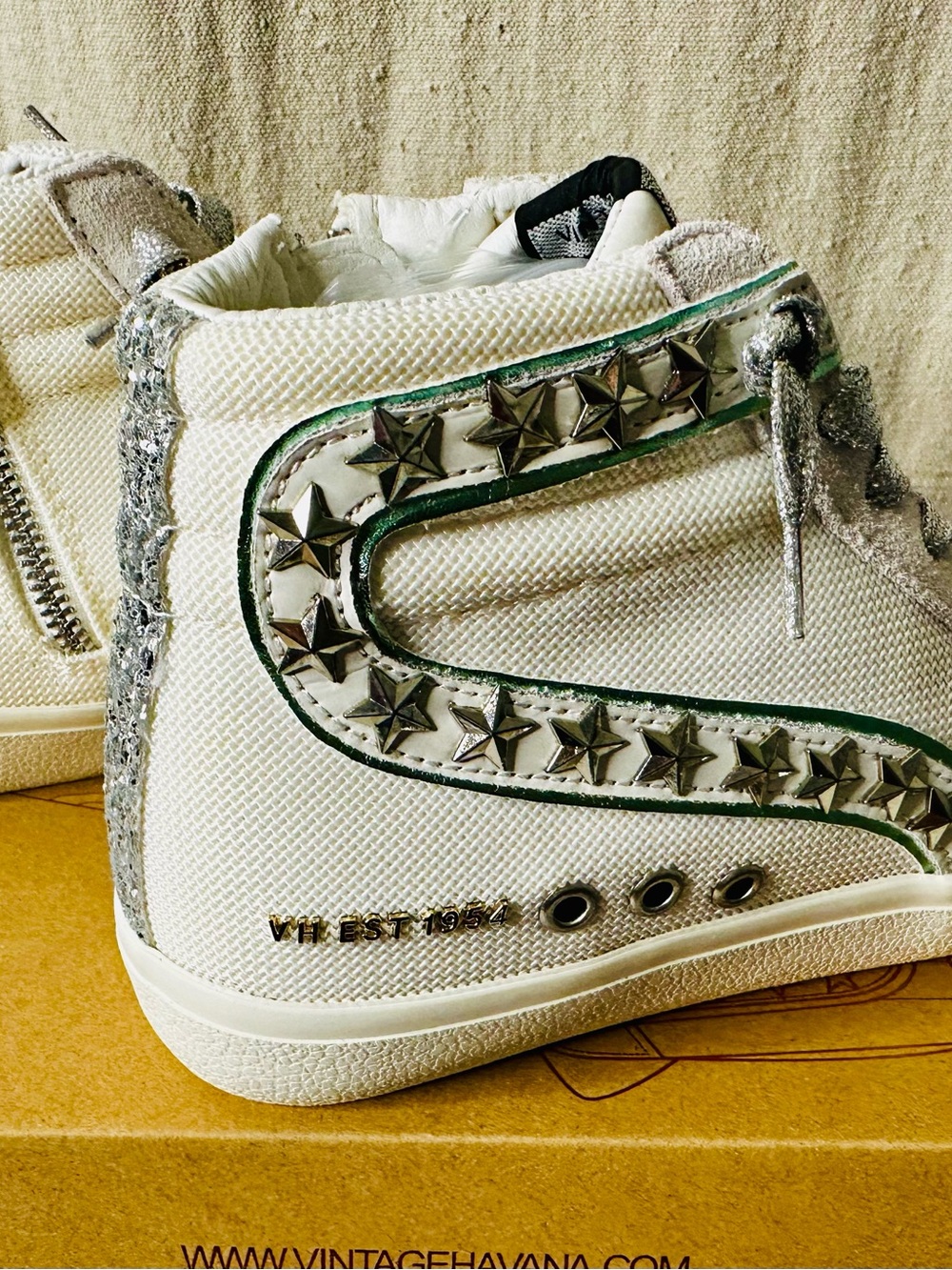 Vintage Havana White High-Top Sneaker with Silver Star Studs
